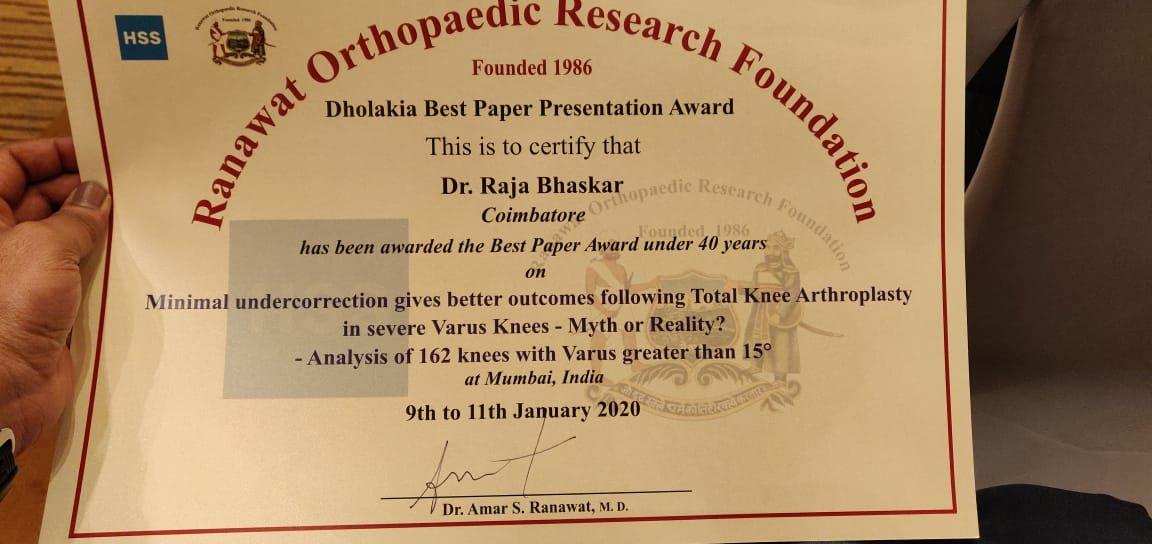2020.01.09-11-Dr-Rajabaskar-won-the-KT-Dholakia-best-paper-award-at-the-18th-Ranawat-Orthopedic-Conference-Mumbai-1